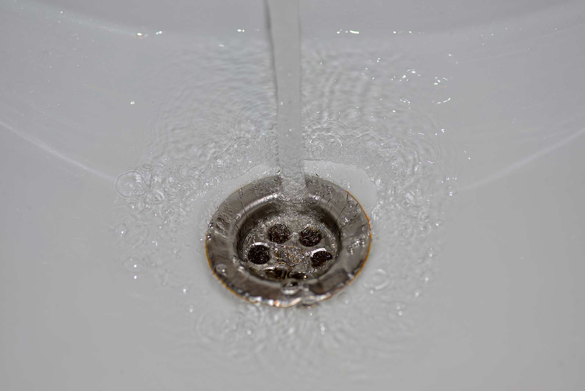 A2B Drains provides services to unblock blocked sinks and drains for properties in Armthorpe.